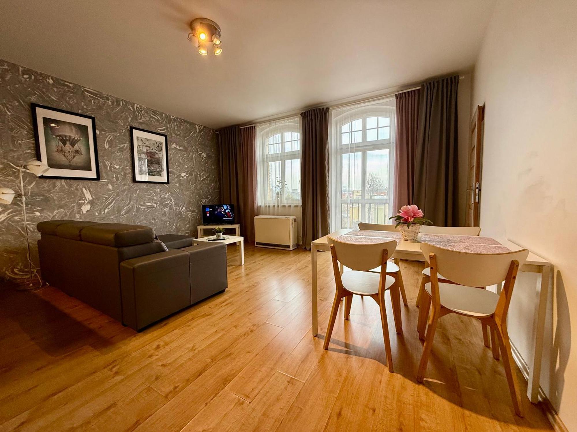 Uno Apartaments Kattowitz Exterior foto